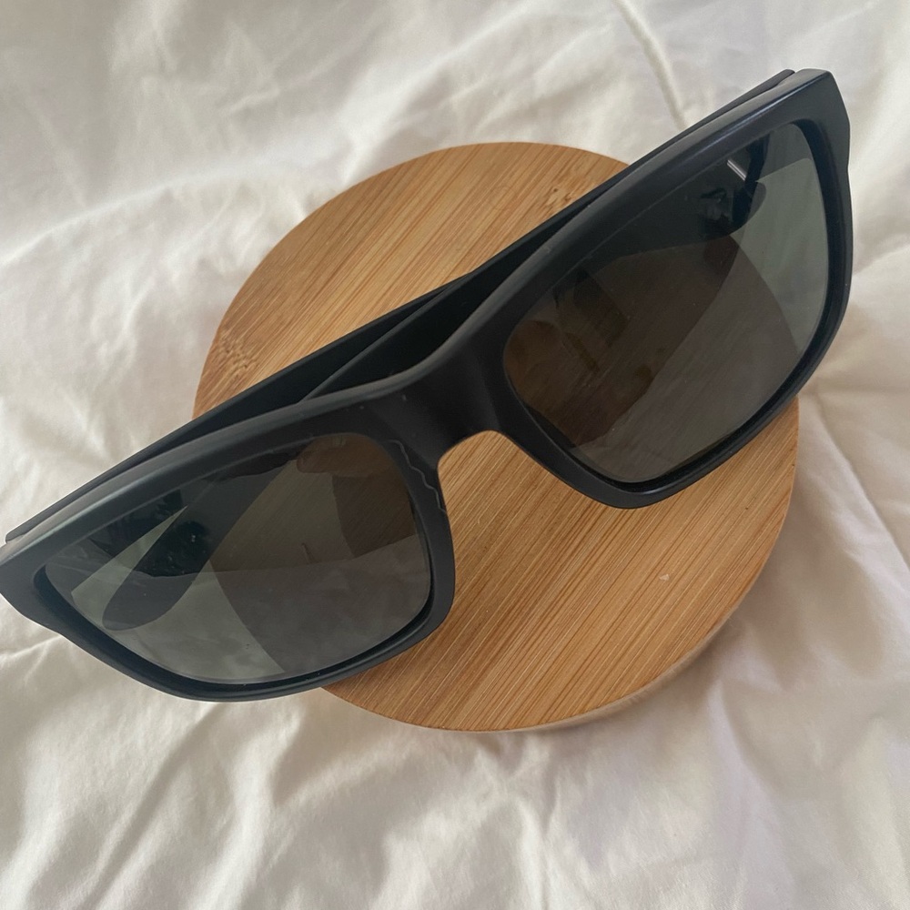 Suncloud polorized sunglasses